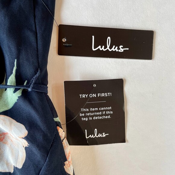 NWT Lulus Feeling Freesia Navy Blue Floral Print Strappy V-Neck Maxi Dress S - Picture 9 of 16